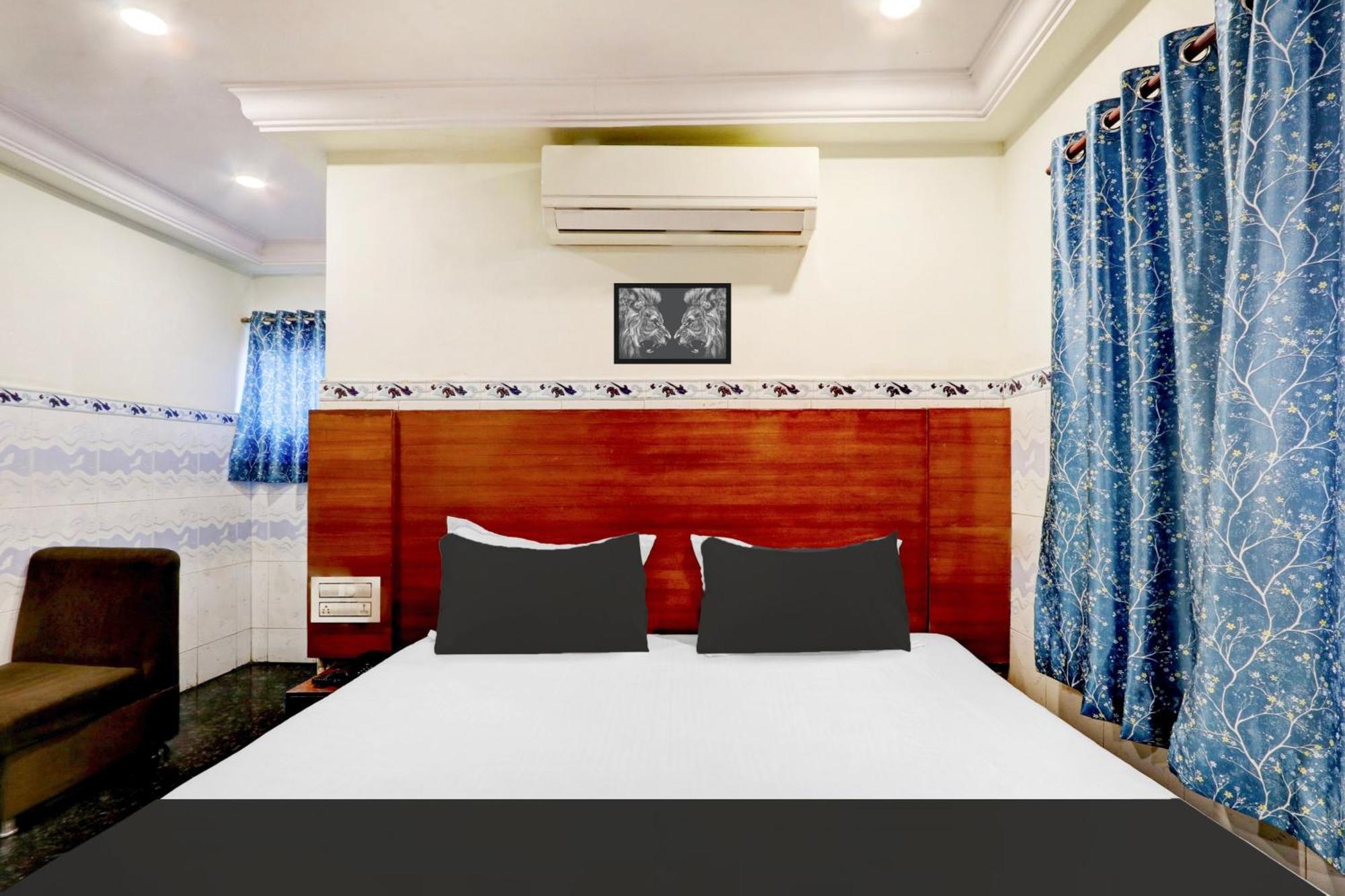 OYO 12680 Hotel Sitara Inn Vijayawāda Exterior foto