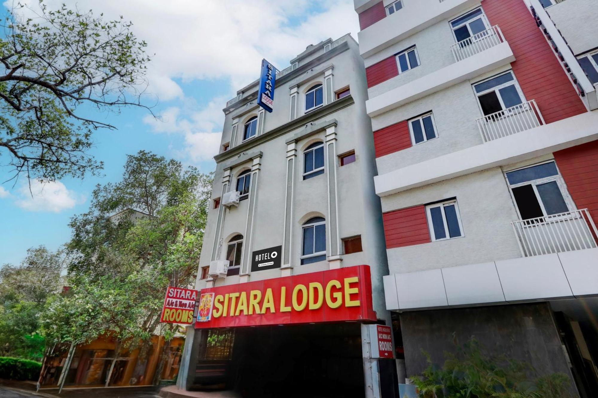 OYO 12680 Hotel Sitara Inn Vijayawāda Exterior foto