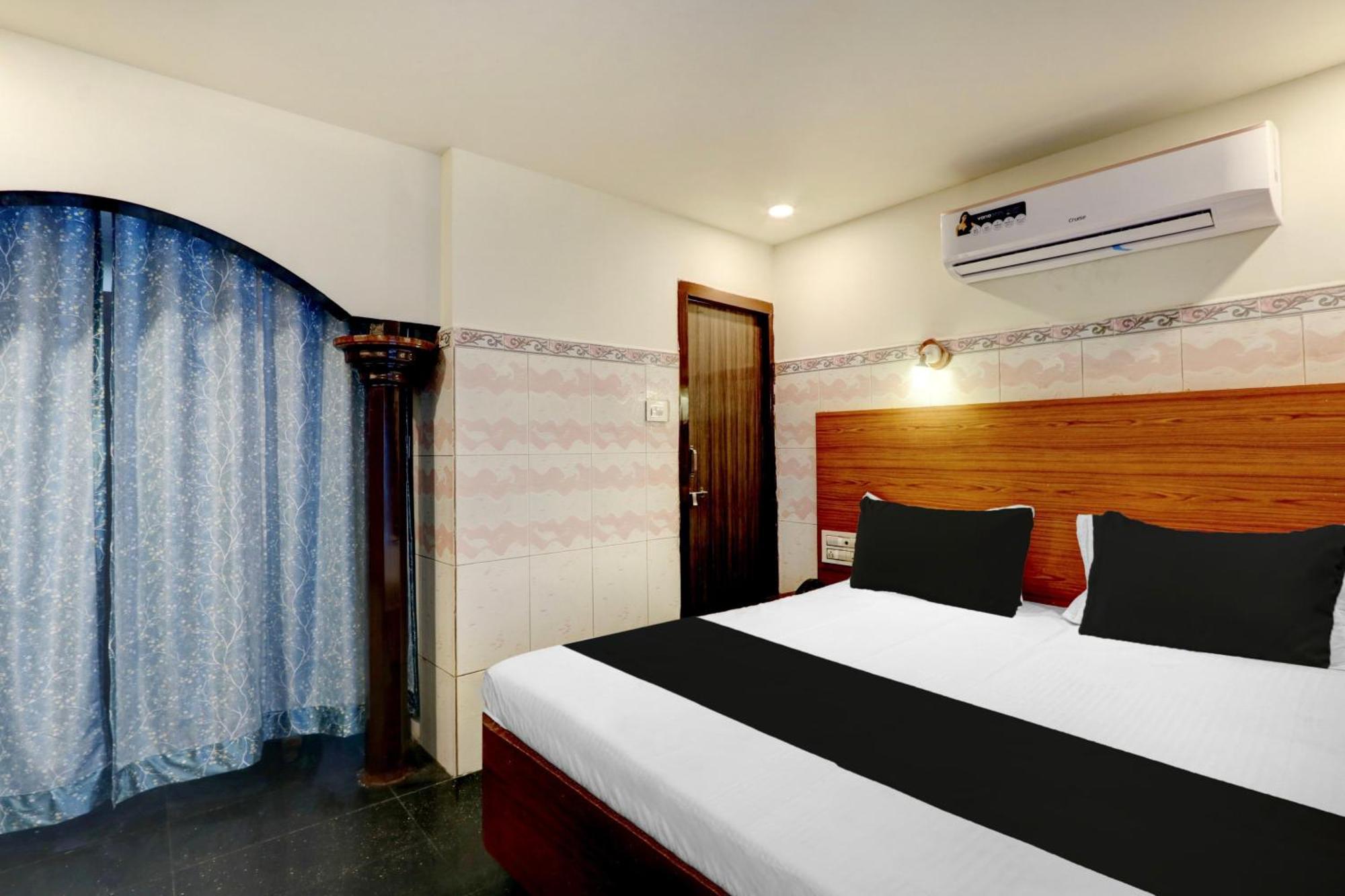OYO 12680 Hotel Sitara Inn Vijayawāda Exterior foto